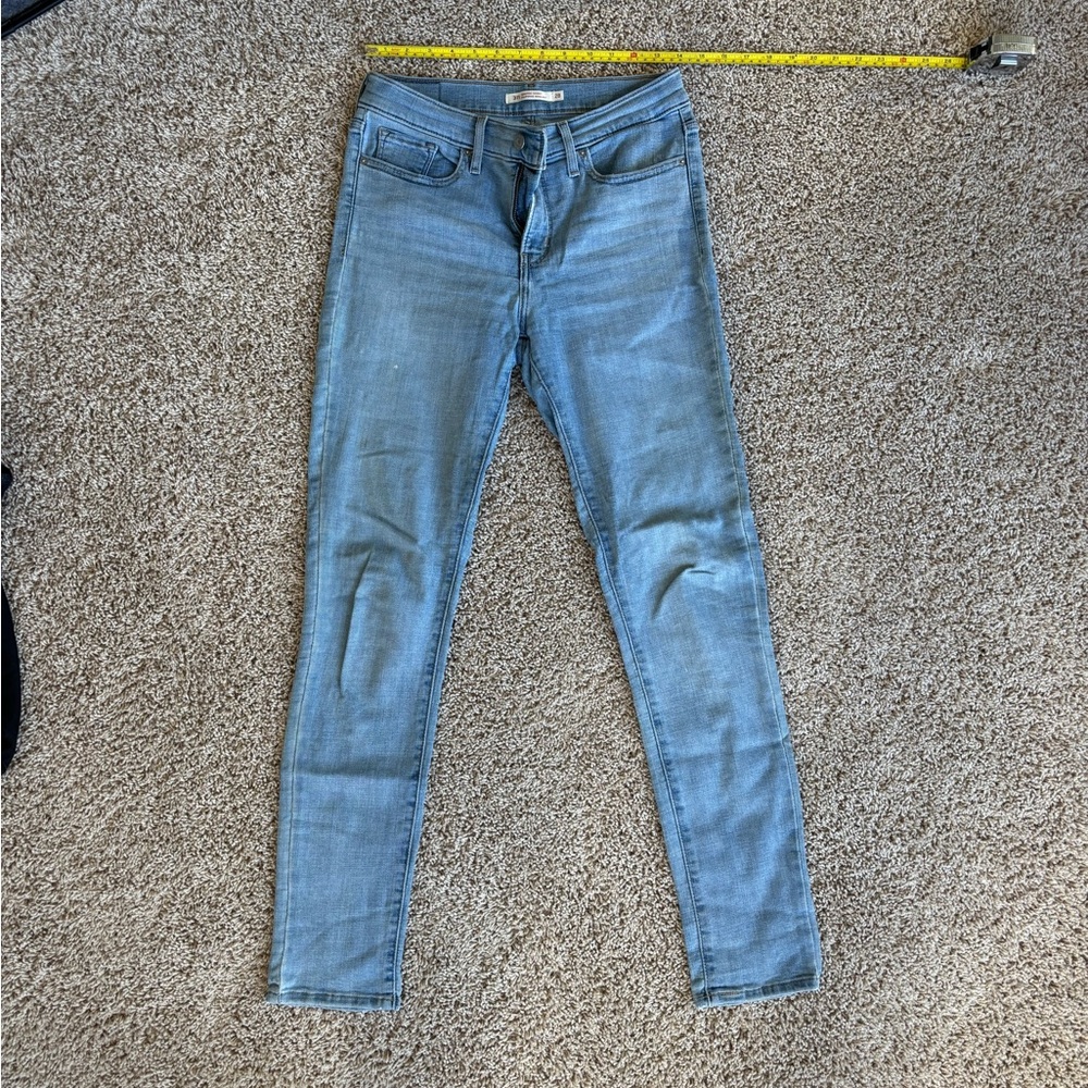 Levi’s Shaping Skinny 311